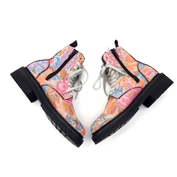 Charlotte Stone | Warren Brocade Boots in Multi Floral - Picture 8 of 11